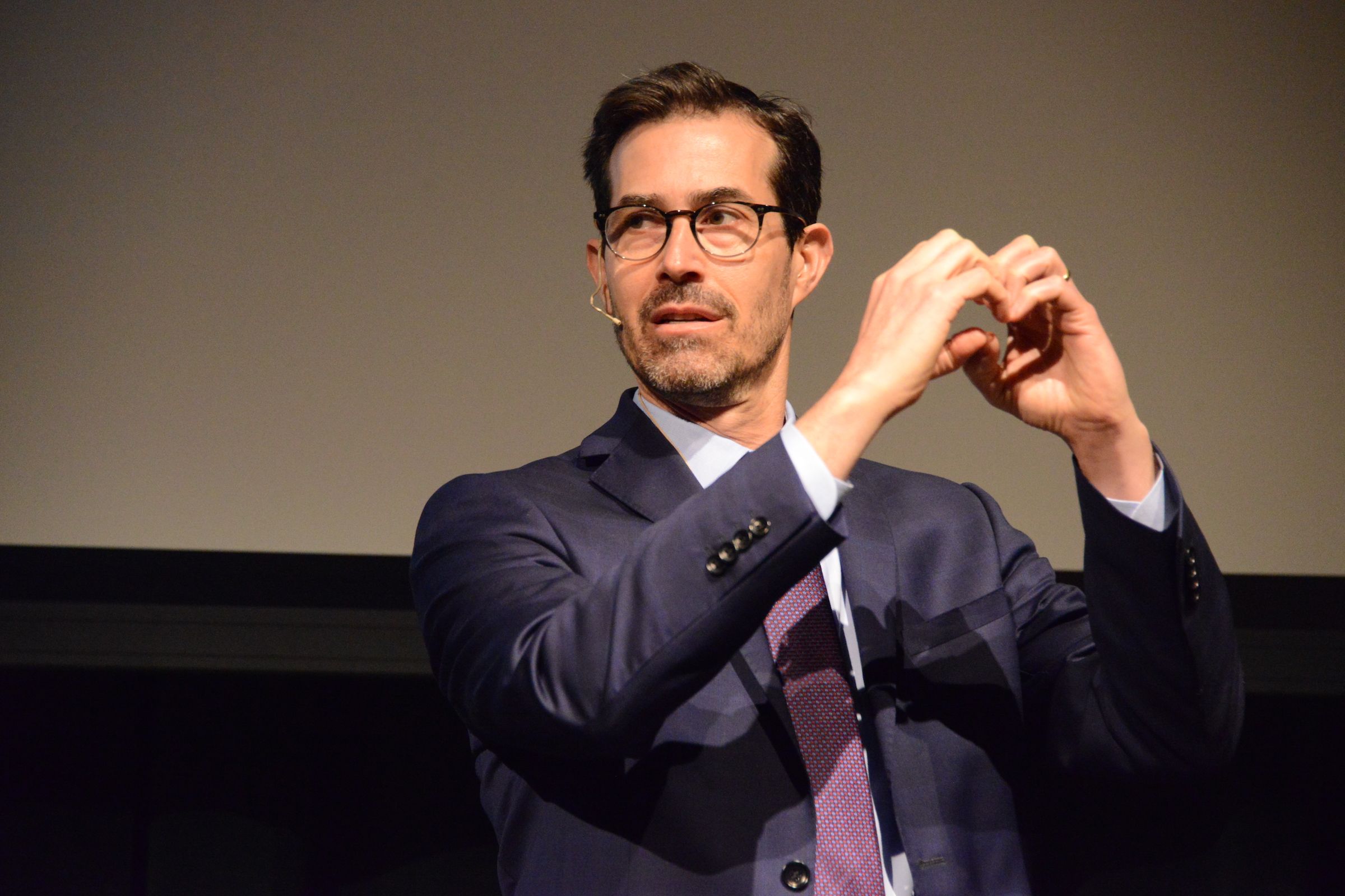 Juuling and Schooling: The Facts from Dr. Jon Winickoff ‘88