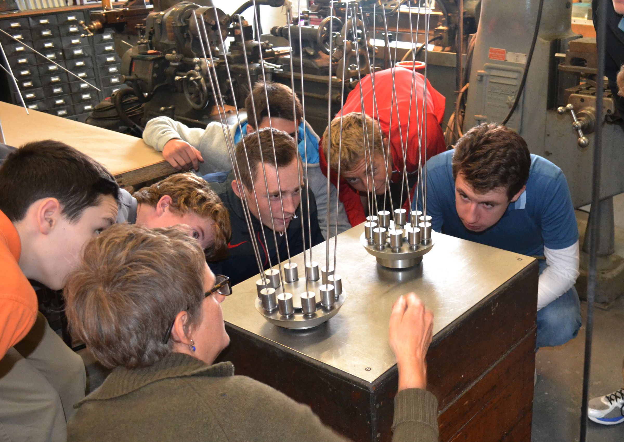 Art & Tech class visits studio of kinetic artist Anne Lilly