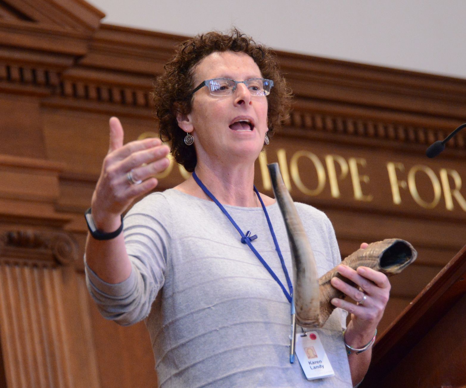 Rabbi Karen Landy gives Hall address for Rosh Hashanah